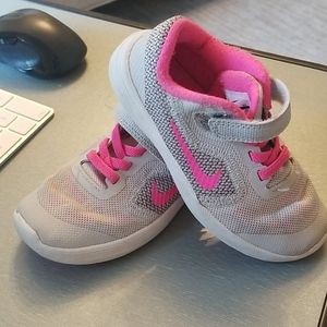 Toddler Girls 9C Nike Tennis Shoes Pink and Grey